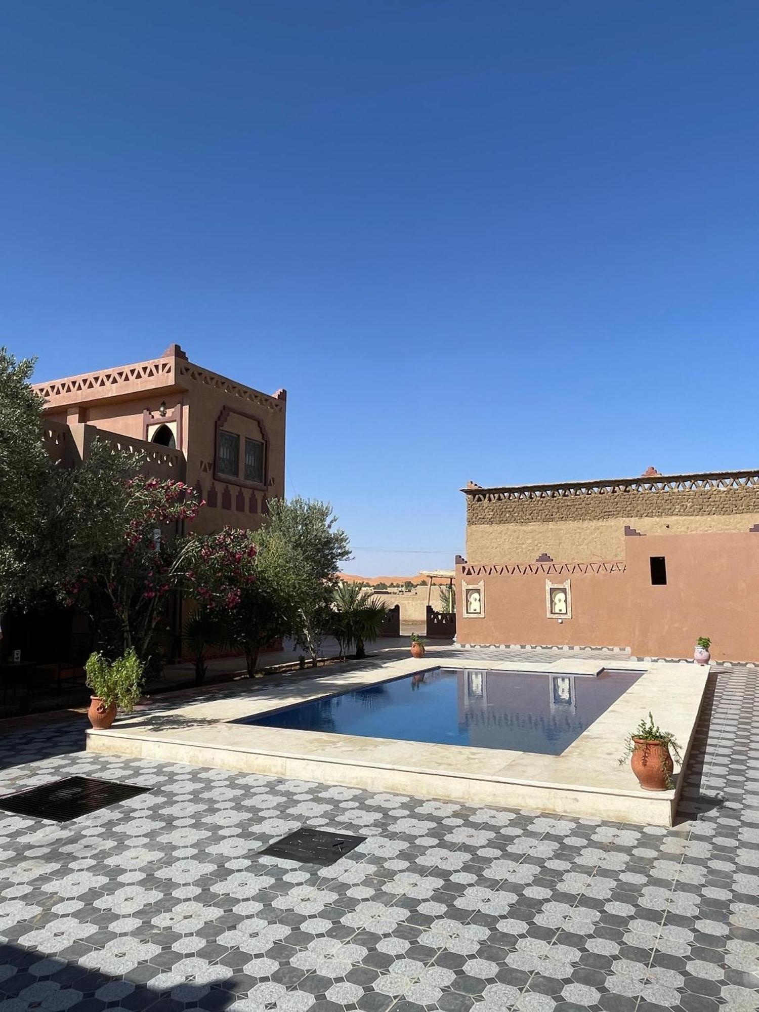 Riad Hassi Labied Merzouga Bagian luar foto